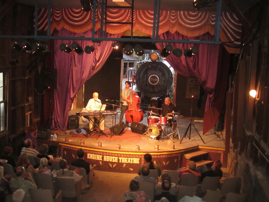 Engine House Theater In Madrid